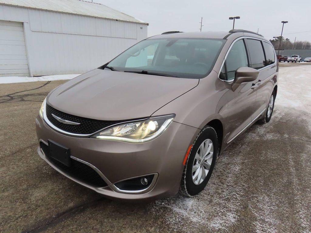 used 2017 Chrysler Pacifica car, priced at $13,280
