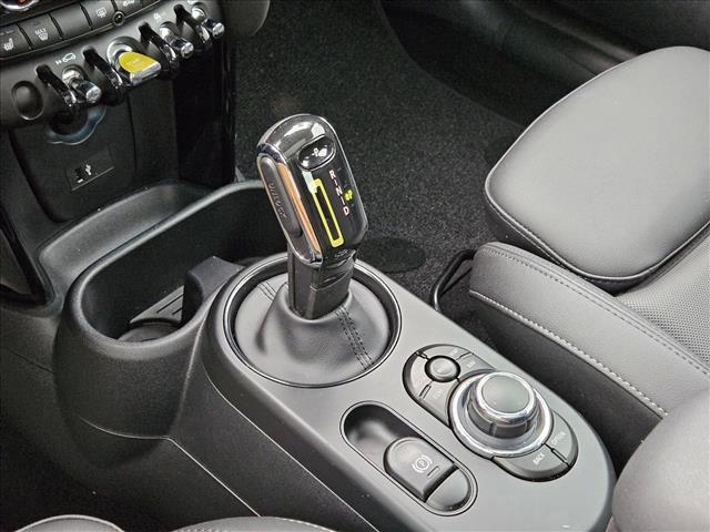 used 2024 MINI Hardtop car, priced at $21,875