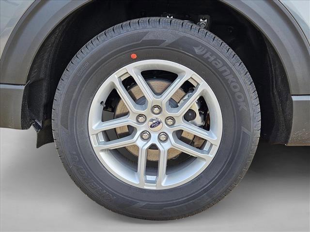 new 2026 Ford Explorer car, priced at $40,480