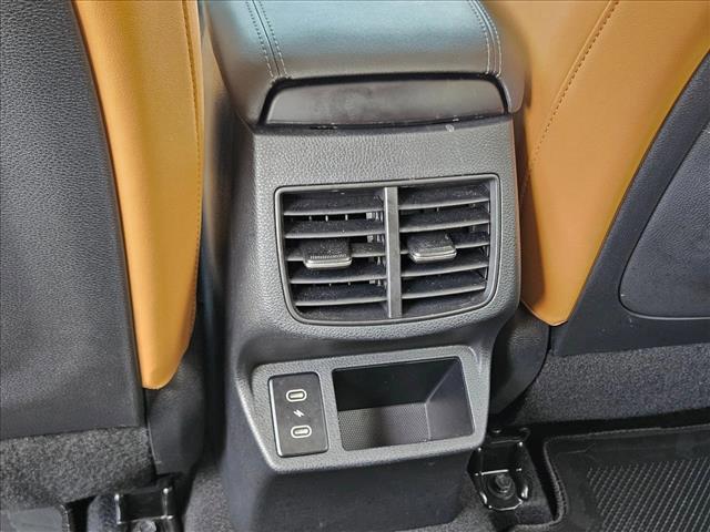 used 2025 Kia Seltos car, priced at $24,014