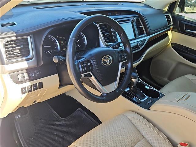 used 2018 Toyota Highlander car, priced at $24,995