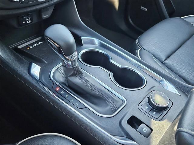 used 2023 Chevrolet Traverse car, priced at $32,889