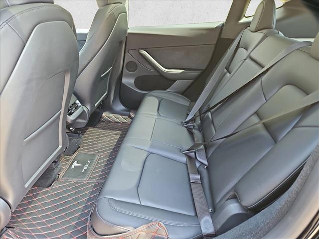 Tesla Model Y view 19