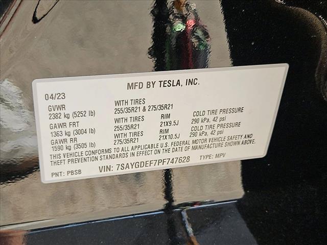 Tesla Model Y view 25