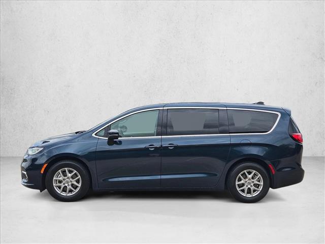 used 2023 Chrysler Pacifica car, priced at $21,224