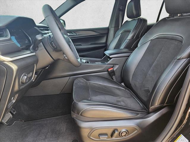 used 2024 Jeep Grand Cherokee car, priced at $33,955