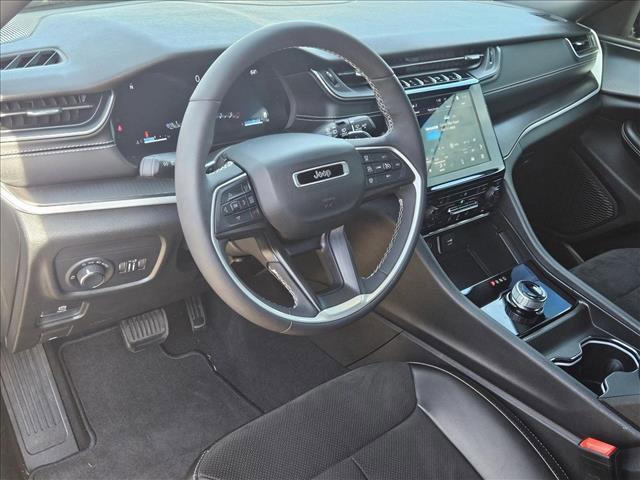 used 2024 Jeep Grand Cherokee car, priced at $33,955