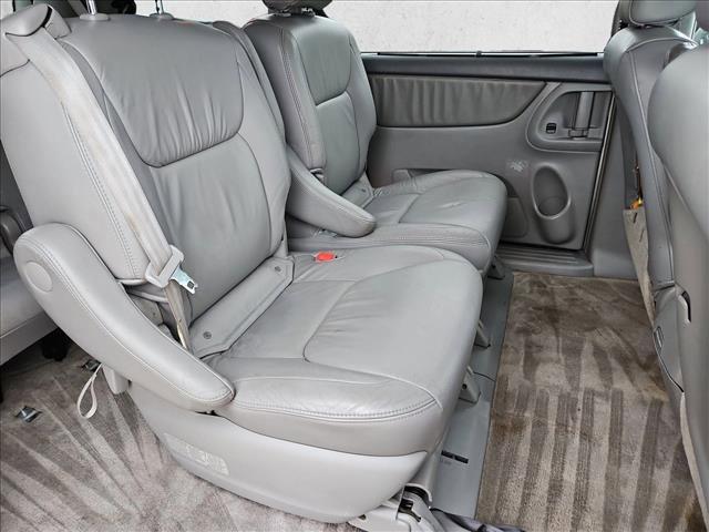 used 2006 Toyota Sienna car, priced at $8,995