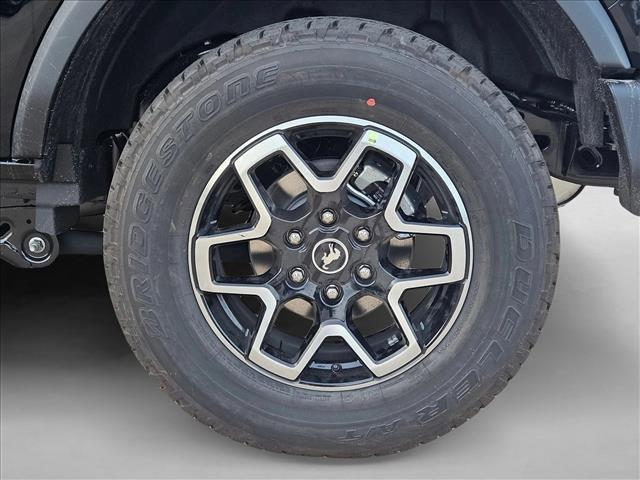 new 2025 Ford Bronco car, priced at $41,285