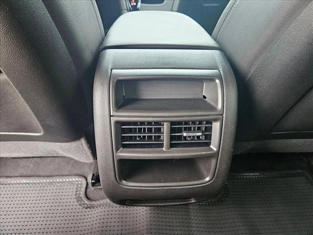 used 2023 Cadillac XT5 car, priced at $28,444