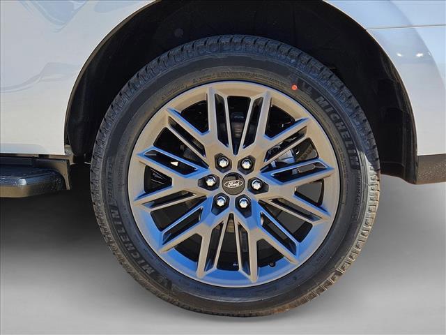 new 2026 Ford Expedition car, priced at $76,999