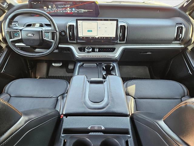 new 2025 Ford Expedition car, priced at $76,999