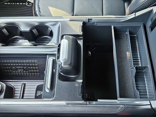 new 2025 Ford Expedition car, priced at $76,999