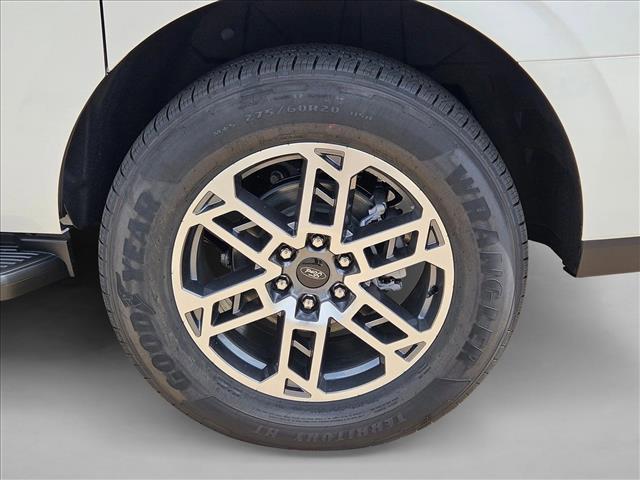 new 2026 Ford Expedition Max car, priced at $70,002