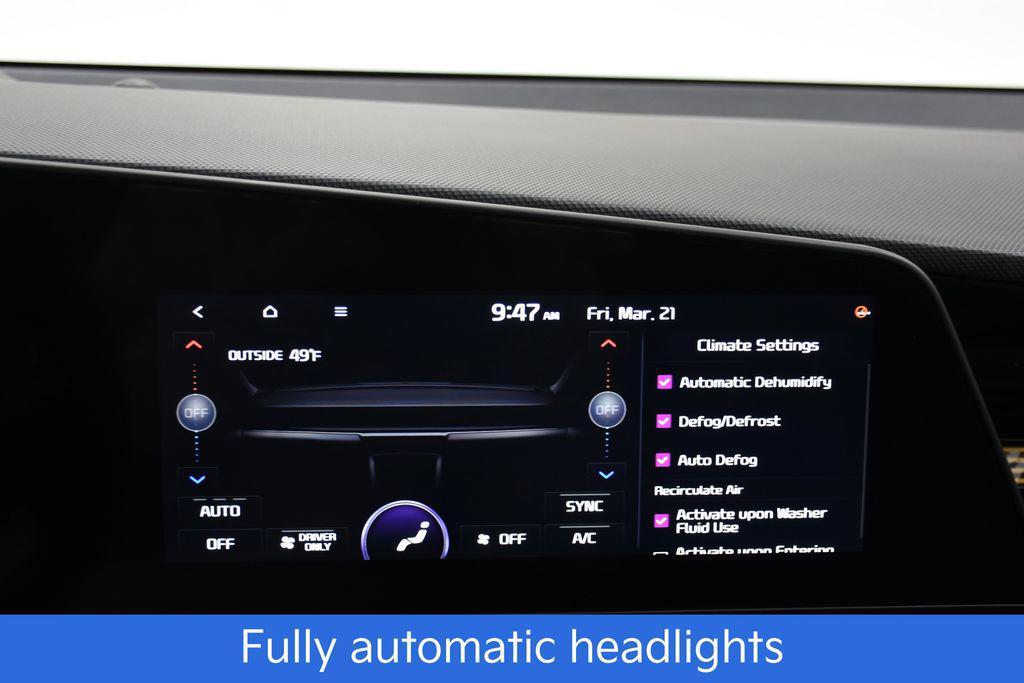 new 2025 Kia Niro car, priced at $28,012