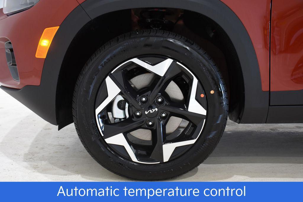 new 2026 Kia Seltos car, priced at $28,007