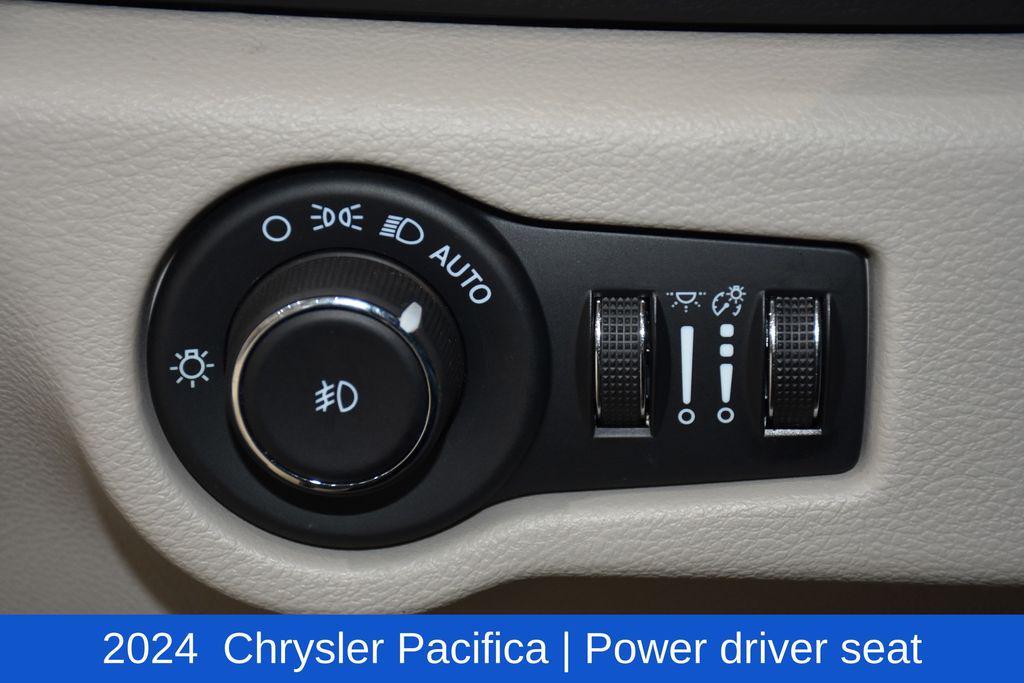 used 2024 Chrysler Pacifica car, priced at $25,295