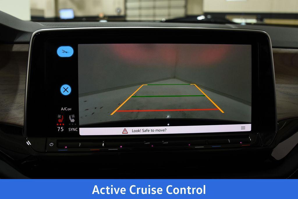 new 2026 Volkswagen Atlas car, priced at $39,245