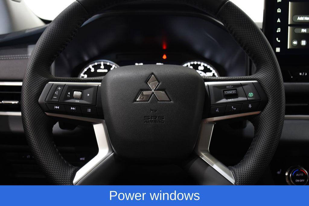 new 2025 Mitsubishi Outlander car, priced at $33,378