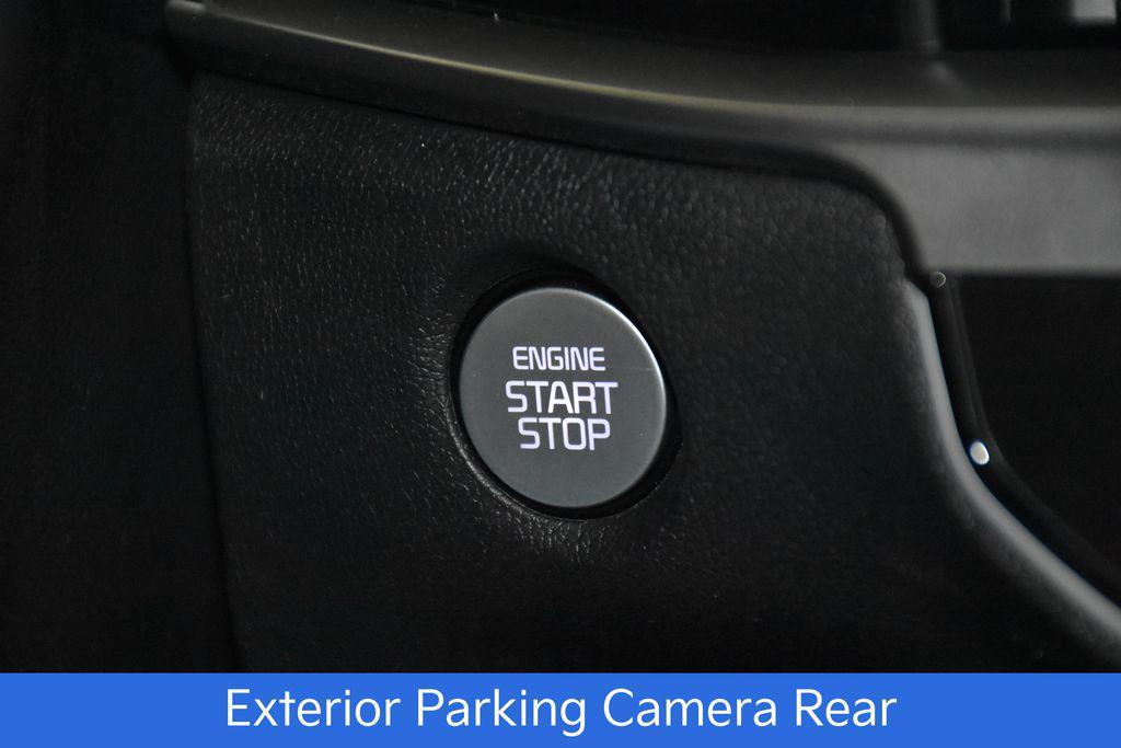 new 2026 Kia Sorento car, priced at $33,679