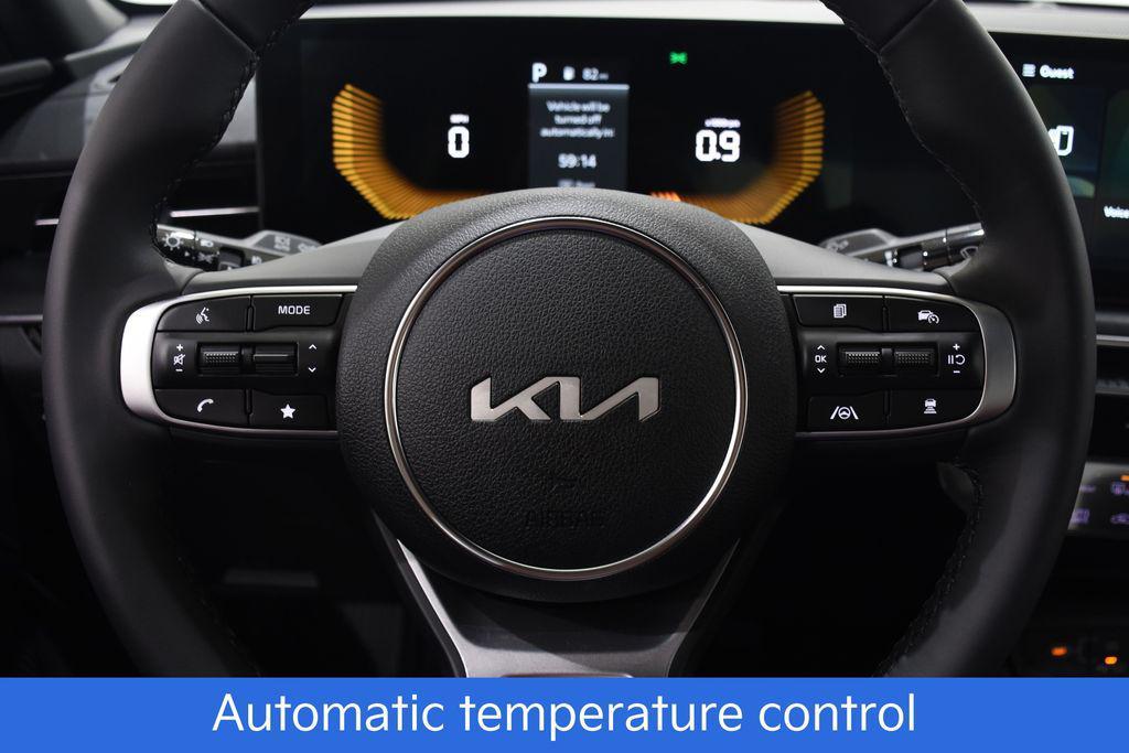 new 2025 Kia K5 car, priced at $30,174