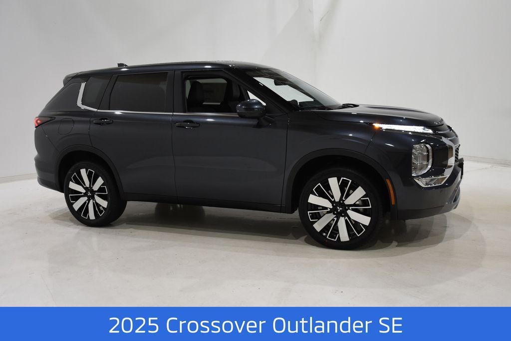 new 2025 Mitsubishi Outlander car, priced at $31,318