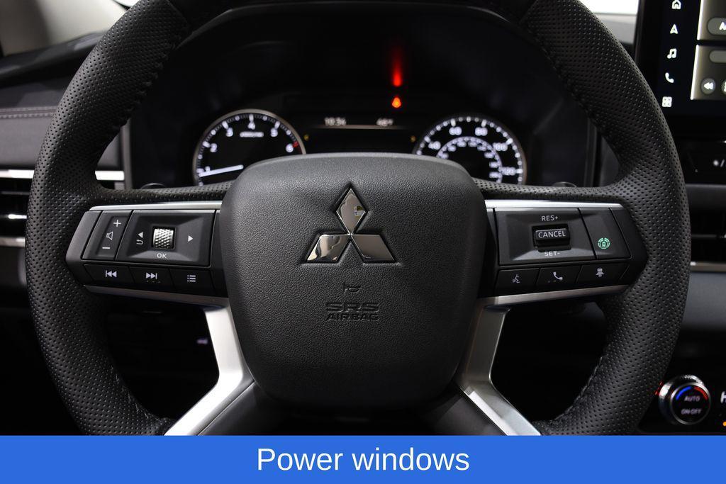 new 2025 Mitsubishi Outlander car, priced at $31,318