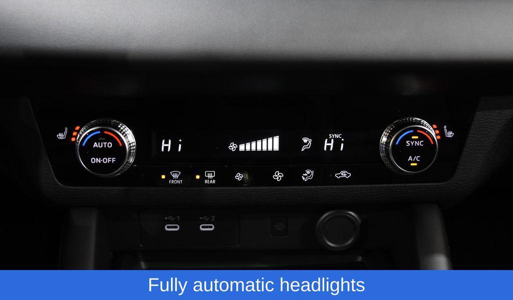 new 2025 Mitsubishi Outlander car, priced at $31,318