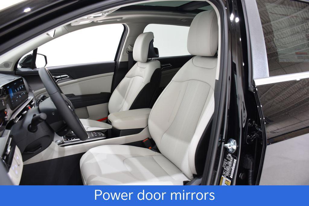 new 2026 Kia Sportage car, priced at $32,556