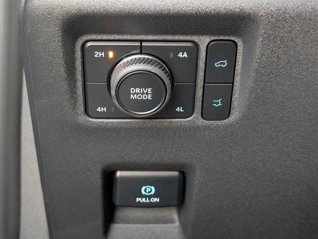 new 2025 Ford Expedition car, priced at $83,678