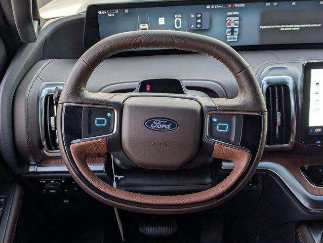 new 2025 Ford Expedition car, priced at $83,678