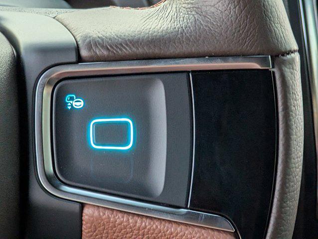 new 2025 Ford Expedition car, priced at $83,678