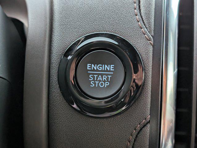 new 2025 Ford Expedition car, priced at $83,678