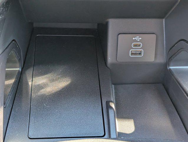 new 2025 Ford Ranger car, priced at $33,758