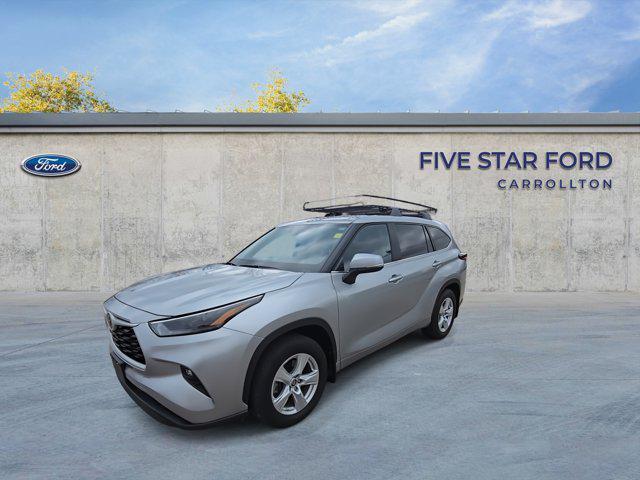 used 2024 Toyota Highlander car, priced at $34,250