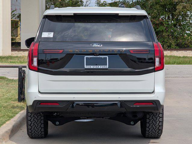 new 2025 Ford Expedition car, priced at $78,064