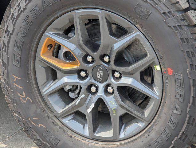 new 2025 Ford Expedition car, priced at $78,064