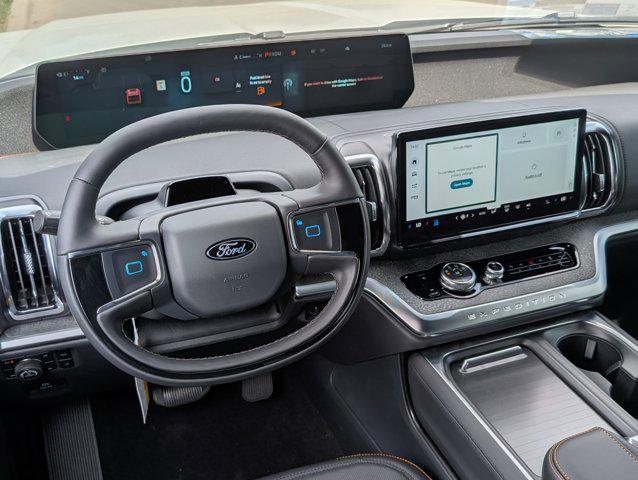 new 2025 Ford Expedition car, priced at $78,064