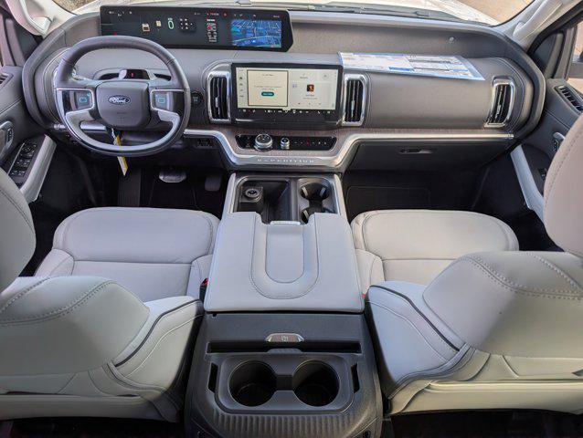 new 2025 Ford Expedition car, priced at $85,290