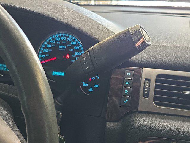 used 2013 GMC Yukon car, priced at $12,000