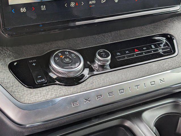 new 2026 Ford Expedition car, priced at $82,920