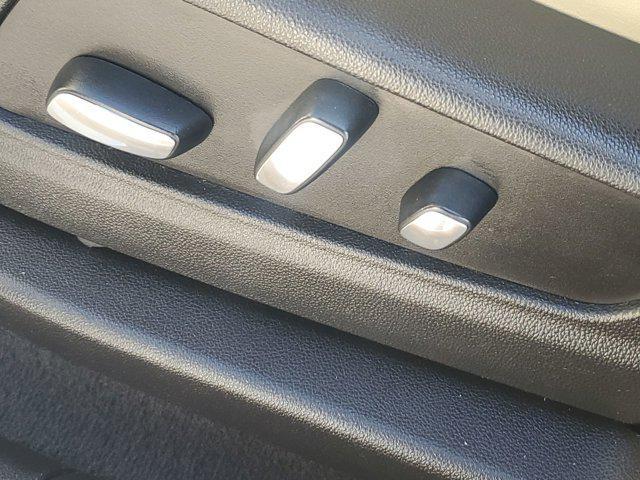 used 2017 Cadillac XT5 car, priced at $15,500