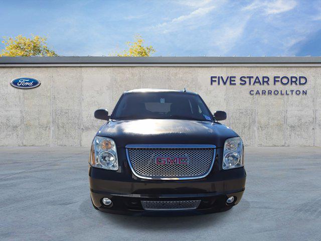used 2013 GMC Yukon car, priced at $10,000