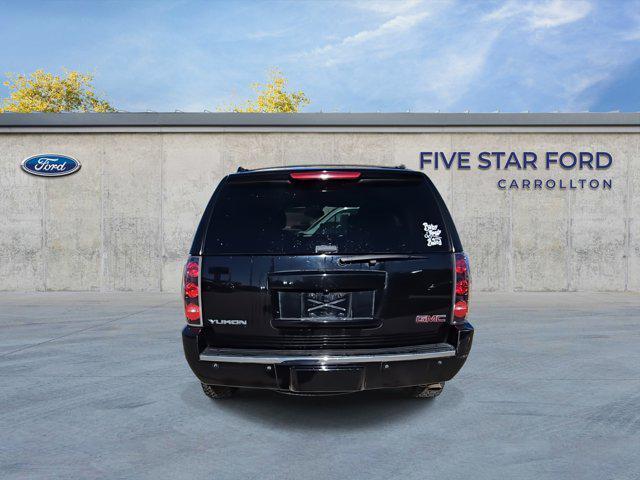 used 2013 GMC Yukon car, priced at $10,000