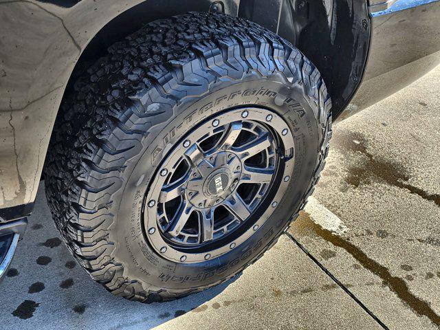 used 2013 GMC Yukon car, priced at $10,000