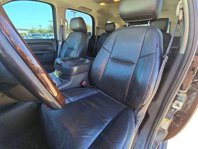 used 2013 GMC Yukon car, priced at $10,000