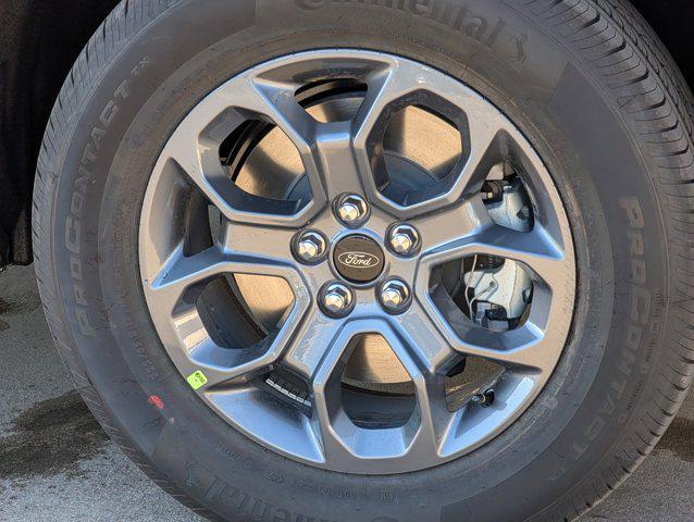 new 2025 Ford Maverick car, priced at $33,381