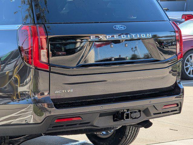 new 2025 Ford Expedition car, priced at $66,438