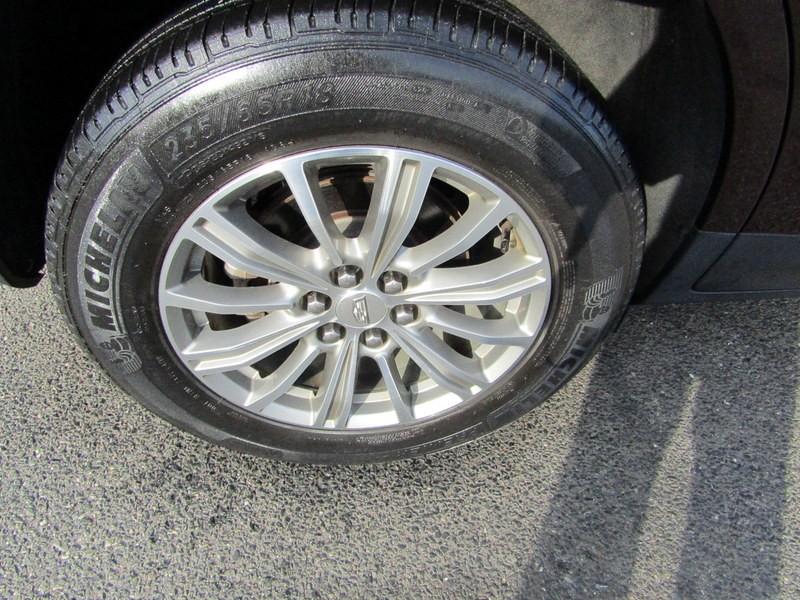 used 2017 Cadillac XT5 car, priced at $24,995