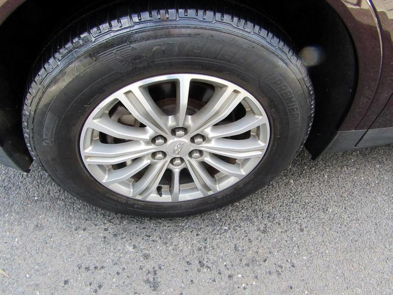used 2017 Cadillac XT5 car, priced at $24,995
